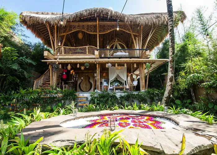 Magic Hills Bali - Magical Eco-luxury Вилла Selat