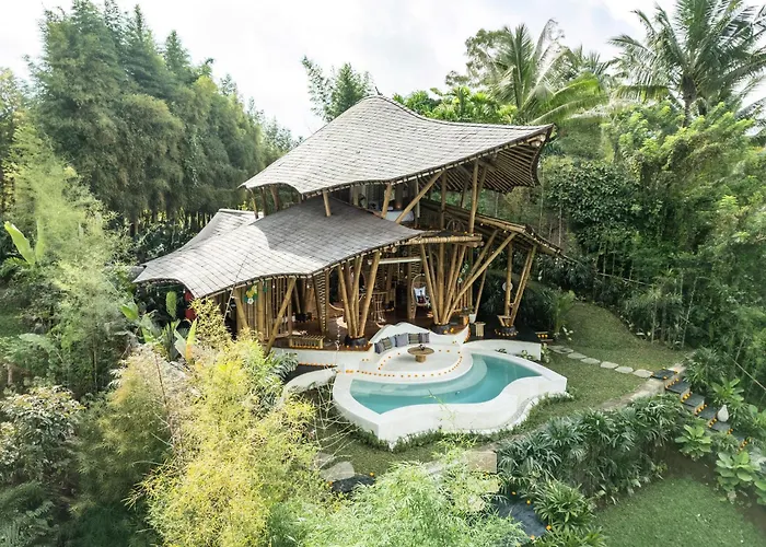 Magic Hills Bali - Magical Eco-luxury Villa Selat