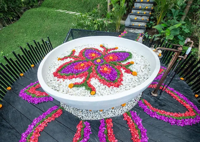 Villa Magic Hills Bali - Magical Eco-luxury *